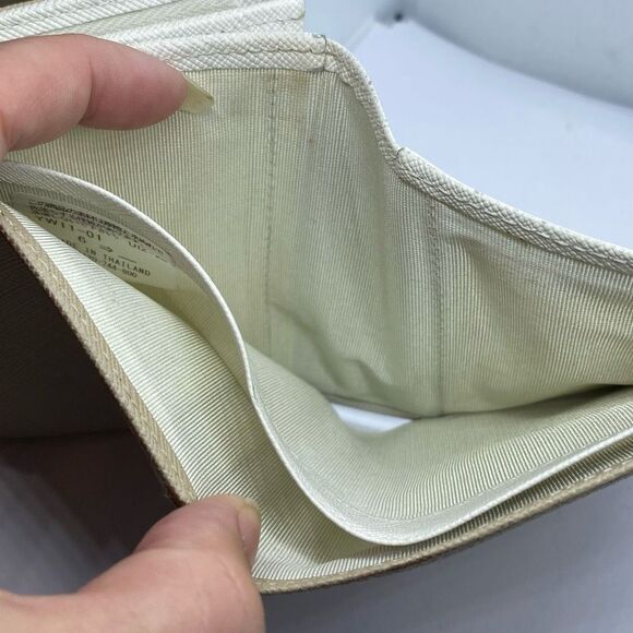 Authentic Agnes B. Beige / Light Tan Saffiano Leather Wallet - Picture 9 of 9